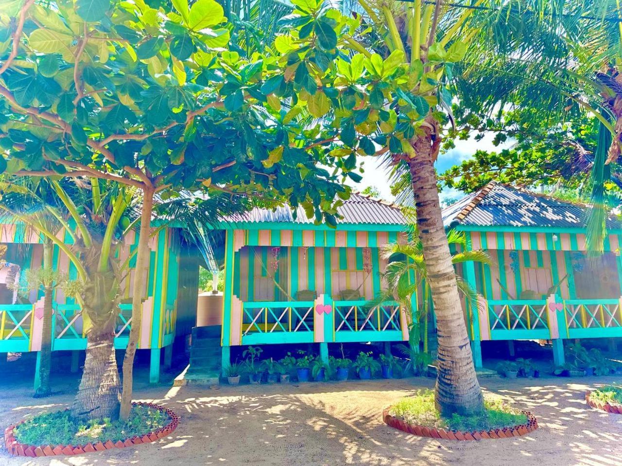 Simone Rabbit Island Hotel Kep Exterior photo